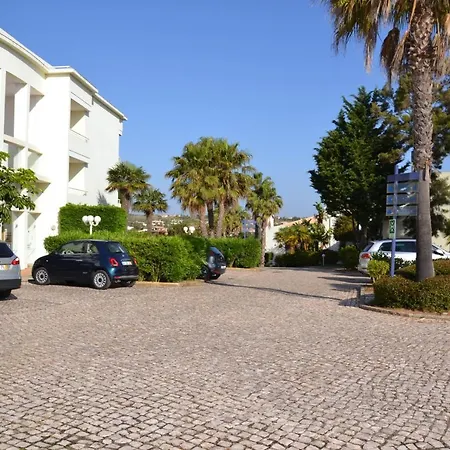 Bel Au Bord De La Mer De Porto De Mos Lagos